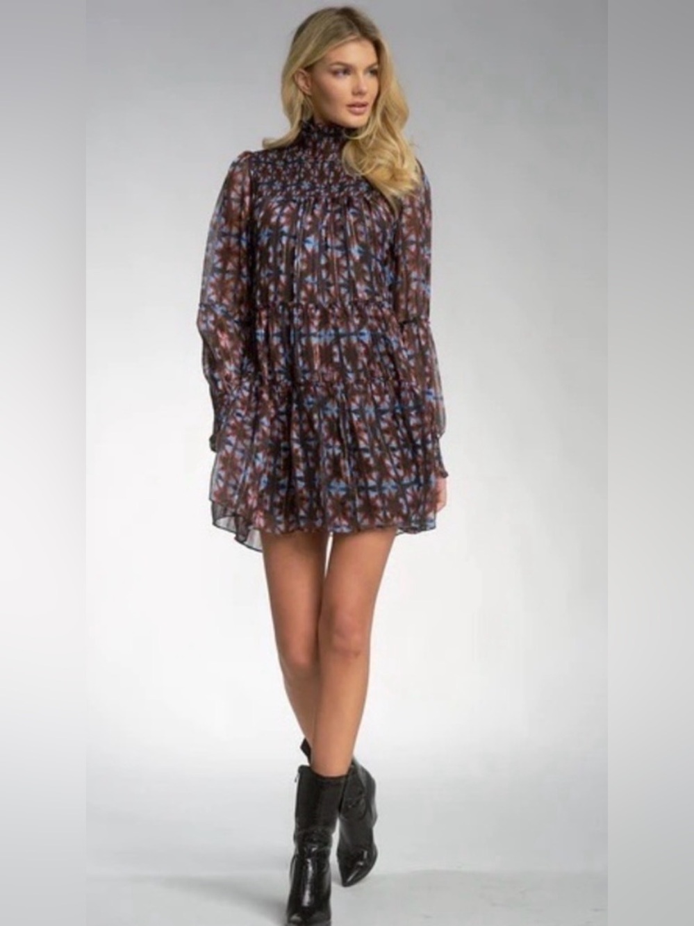 Elan Size Small Fall Long Sleeve Mini Dress